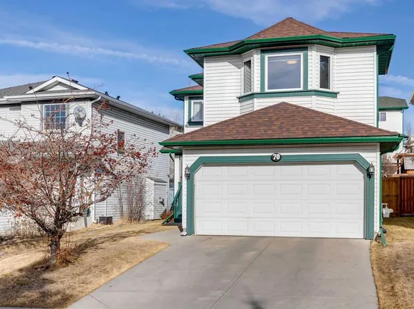 70 SW Tuscarora Close NW, Calgary, AB T3L 2E2