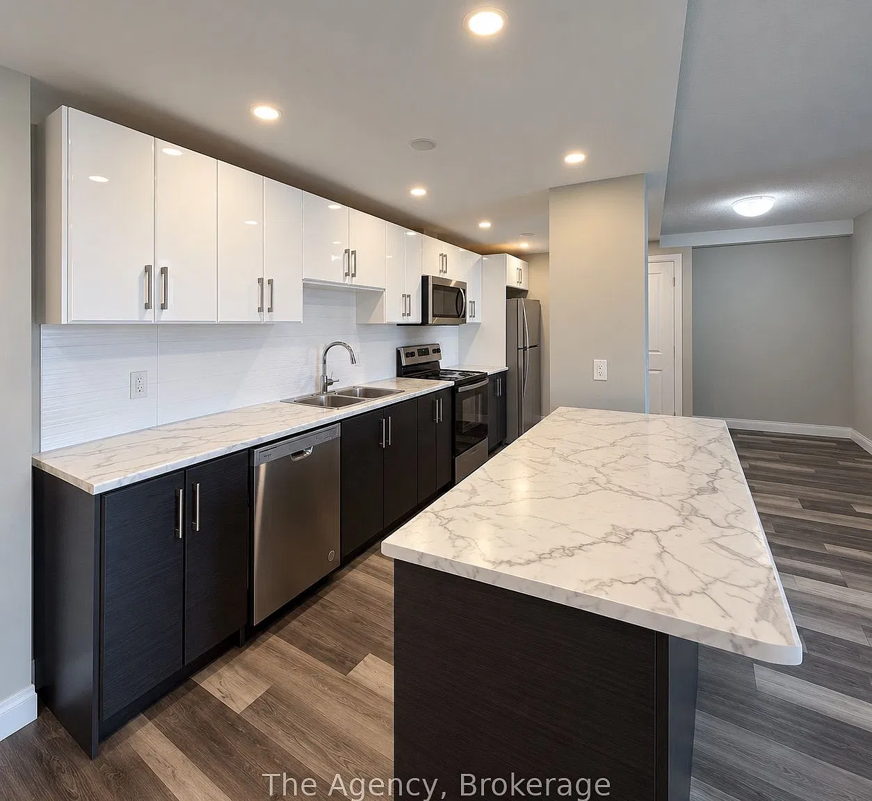 3 bed, $3,499 — Photo 2