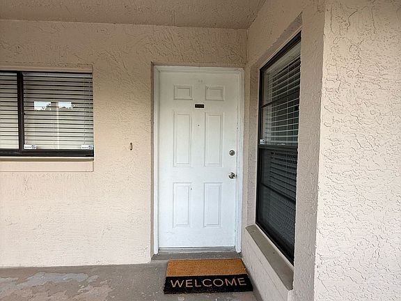 4th image of 1036 Bonaire 2832 Dr #2832