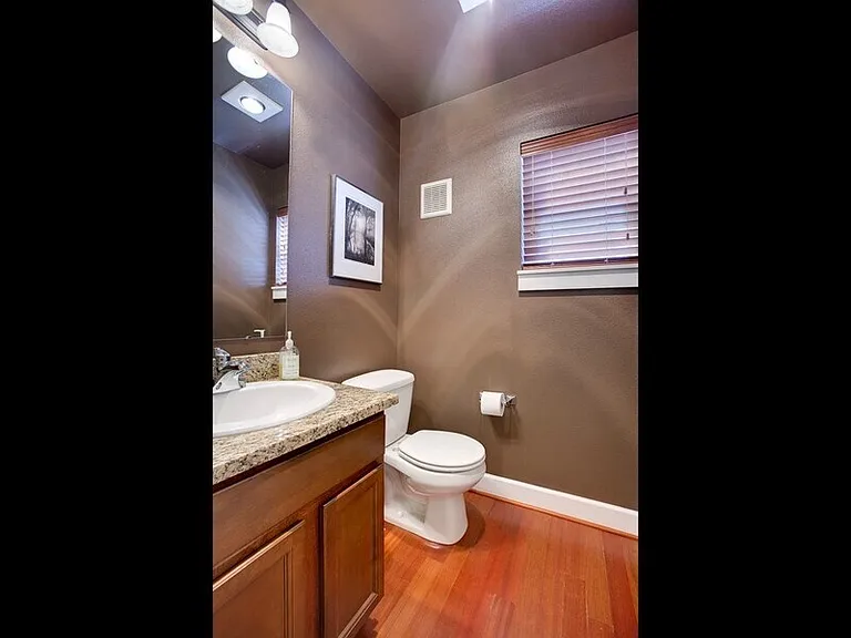 3806 Interlake Ave N #A — Photo 8