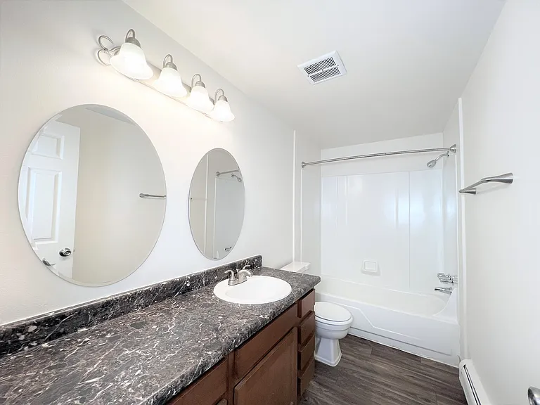 Taylor Park Townhomes — Photo 7