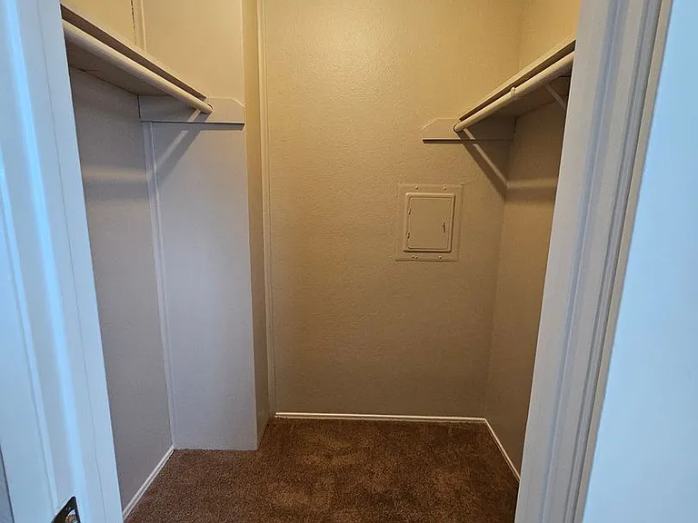 Del Mar Apartment Homes — Photo 27