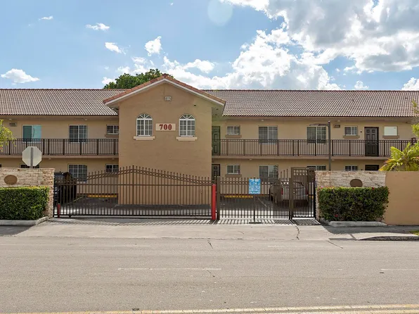 700 SE 9th Court #206, Hialeah, FL 33010