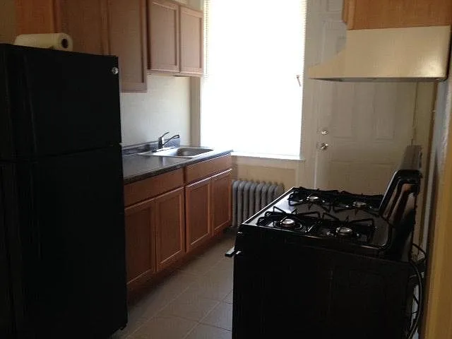 7852 S Eberhart Ave #209 — Photo 4