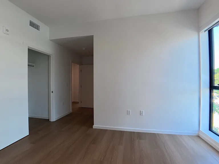 5119 Colfax Ave #201 — Photo 29