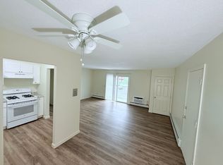 Parkway Cedarhurst Apartments, Riverside, RI 02915