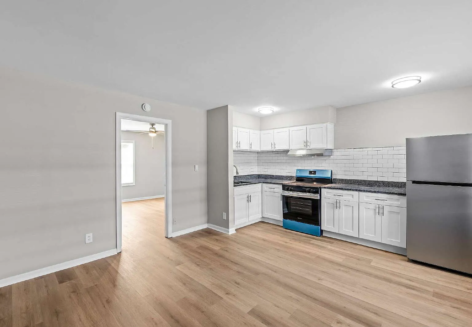 1 bed, 1.0 bath, 600 sqft, $1,250 — Photo 2