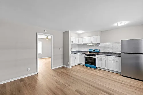 1314 Little Bay Ave #9 Photo 1