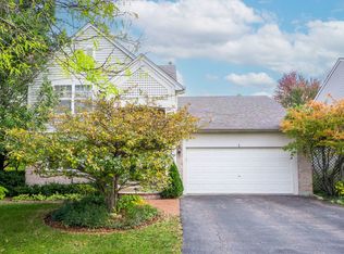 1 S Conway Ct, South Elgin, IL 60177