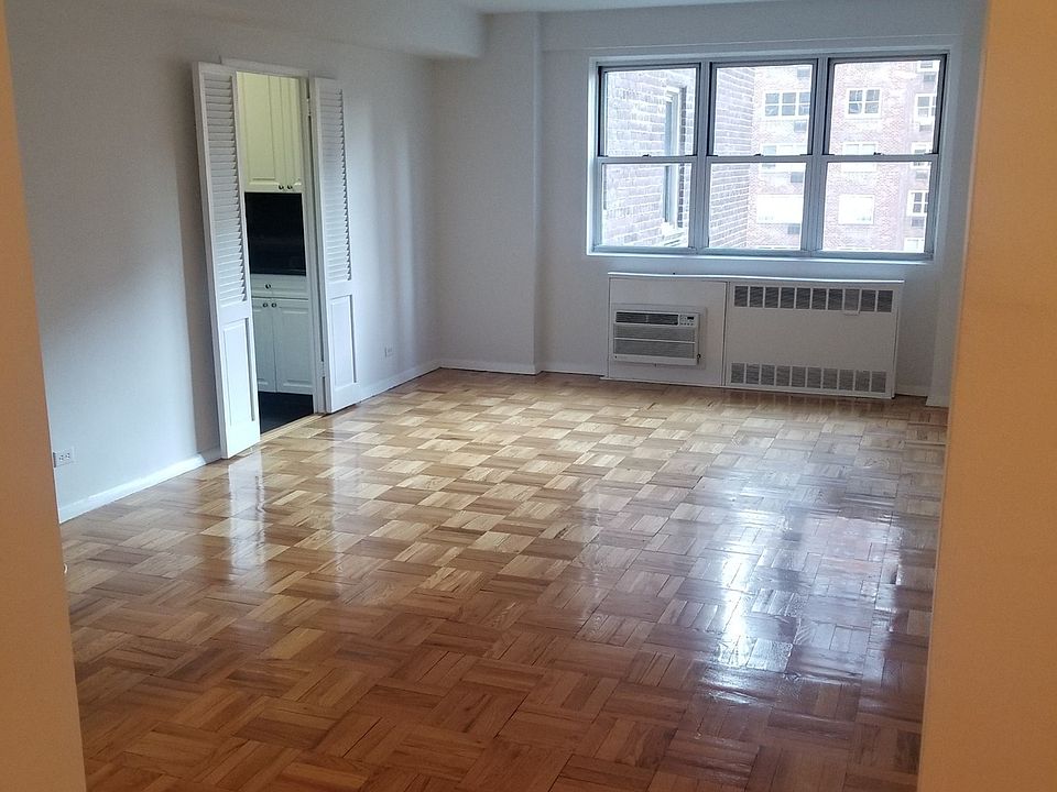 1st image of 30 W 60th St APT 8E