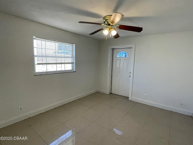 135 Nautical Dr — Photo 10