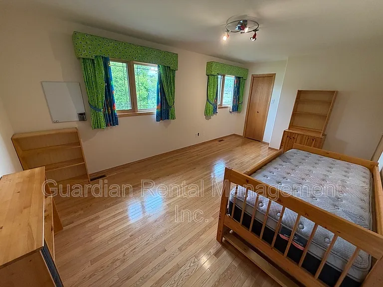 2196 Falconcrest Dr — Photo 23