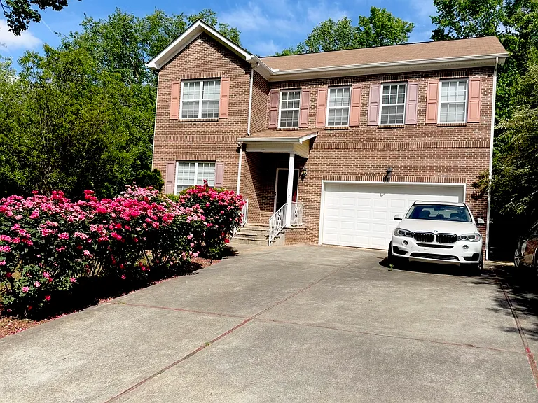 112 Meadow Run — Photo 1