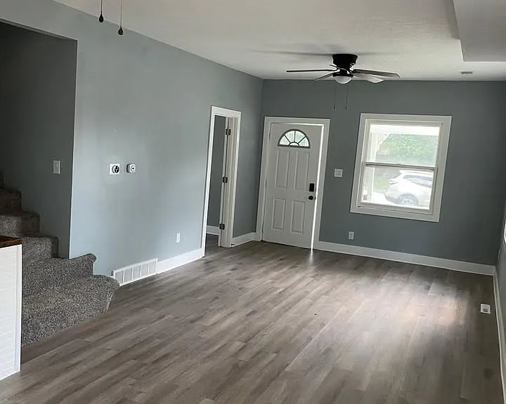 707 Gray St — Photo 5