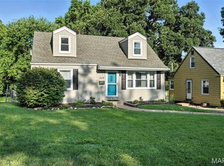 429 Belvedere Ln, Saint Louis, MO 63122