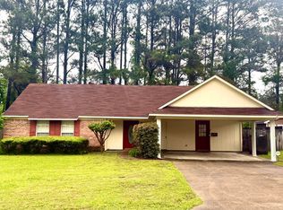 764 Scenic Dr, Grenada, MS 38901