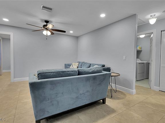 5th image of 1428 SW 50th St APT 117