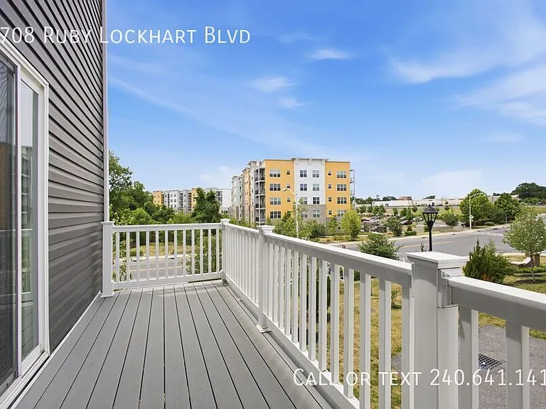 9708 Ruby Lockhart Blvd — Photo 11