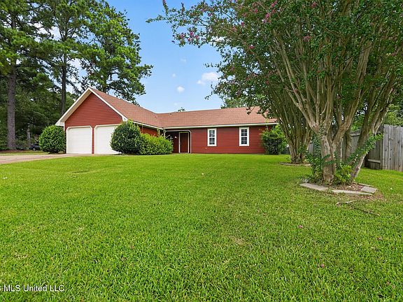 2nd image of 334 E Timber Ridge Ct