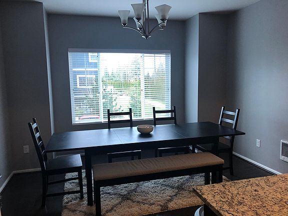 5th image of 4602 135th Pl SE Unit 2