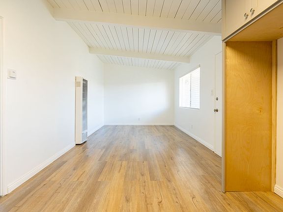 2nd image of 12629-12635 Truro Ave Unit 12635-D