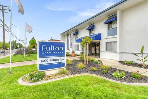 The Fulton Photo 1