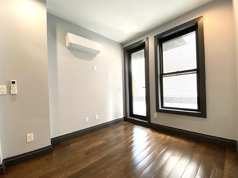119 Kent Ave #2 — Photo 9