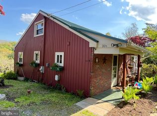 20 S Ridgley Ave, Lewistown, PA 17044