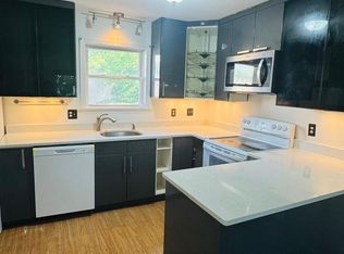 374 Halley Ave #374, Fairfield, CT 06825