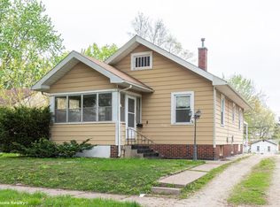 2427 Logan Ave, Des Moines, IA 50317