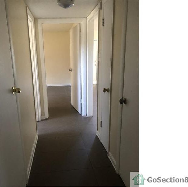 2nd image of 3720 Outland Rd APT 3