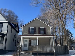944 N Court St #8, Rockford, IL