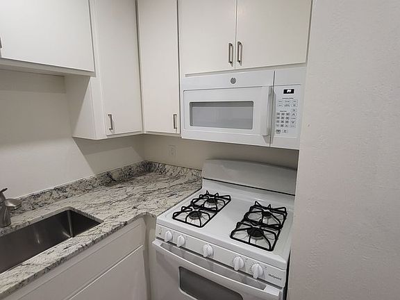 3rd image of 325 E Cotati Ave APT G