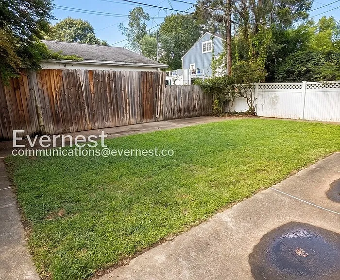 709 Mary Ball St — Photo 25
