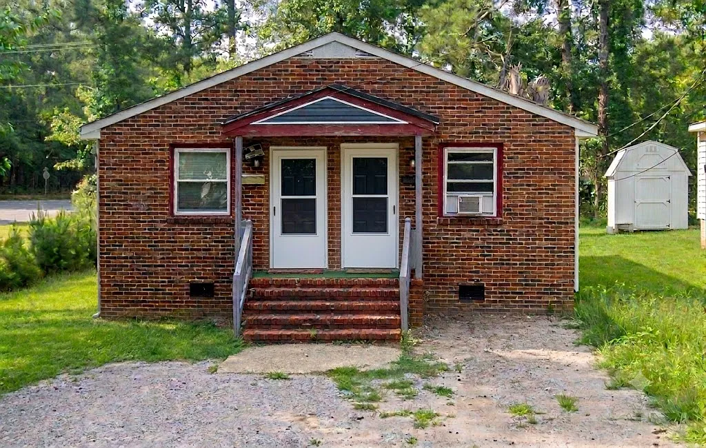2 bed, 658 sqft, $1,200 — Photo 1
