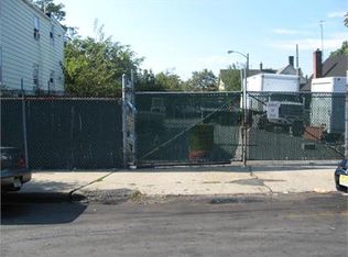 251 New St, Orange, NJ 07050