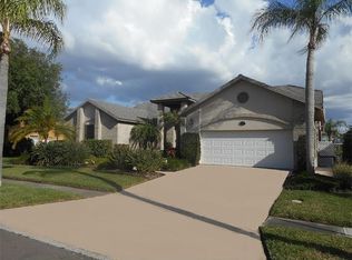 910 Symphony Beach Ln, Apollo Beach, FL 33572
