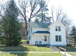 101 Main St E, Cannon Falls, MN 55009