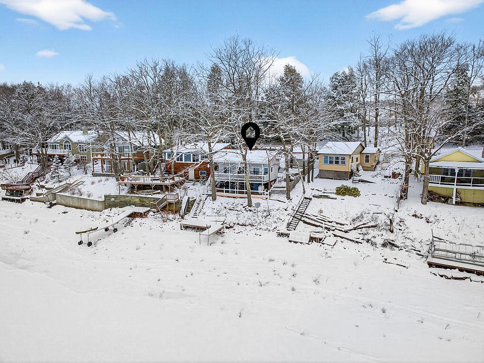 1st image of 100 F Sanborn Road