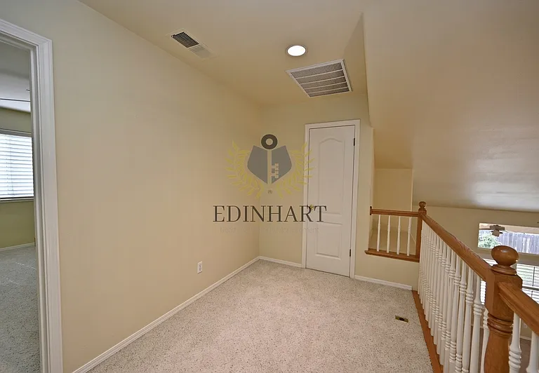 3750 W Vincent Ln — Photo 28