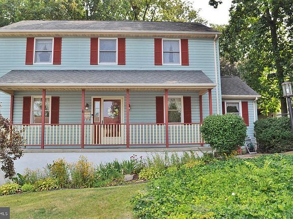 2nd image of 22 Meadowview Dr