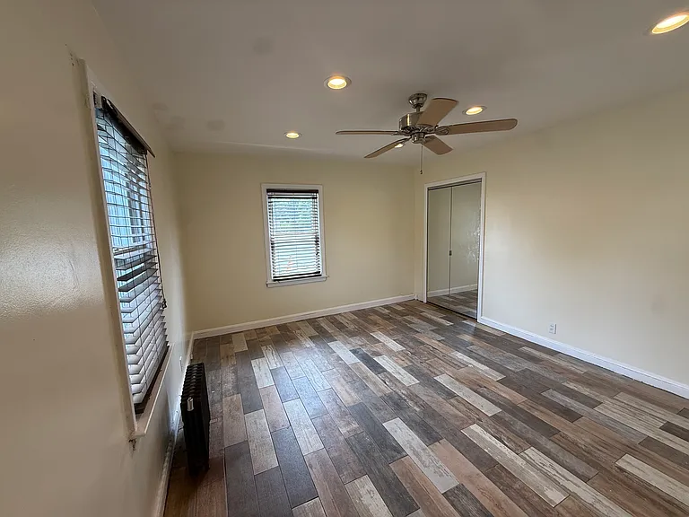 730 Cottage St — Photo 18