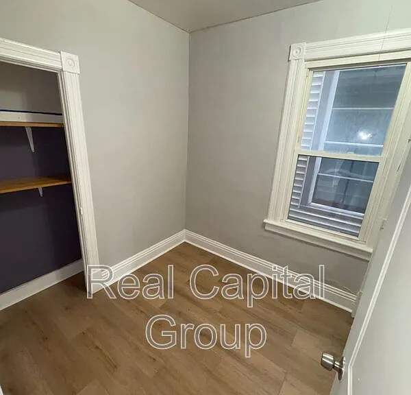 412 2nd St #1 — Photo 13