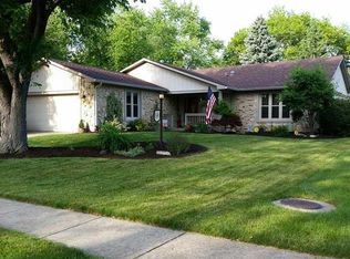 635 Summitcrest Dr, Indianapolis, IN 46241