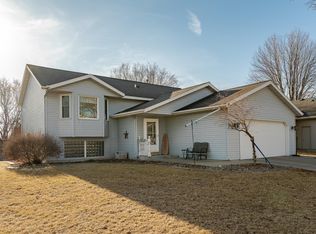 3802 Halling Pl SW, Rochester, MN 55902