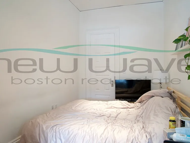 379 Commonwealth Ave #17 — Photo 4
