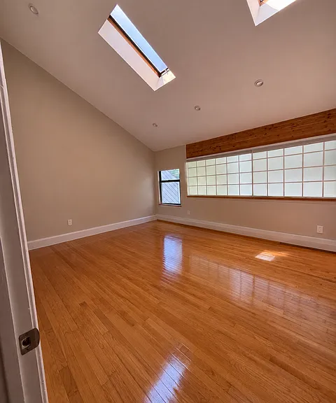 1465 E Putnam Ave #129 — Photo 11