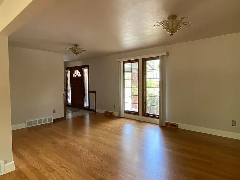 10664 E Dorado Ave — Photo 5