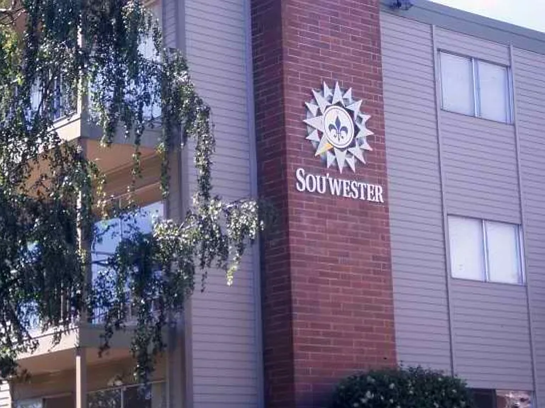 Sou'wester — Photo 1