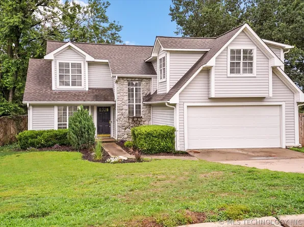 2925 W Berwick, Claremore, OK 74017